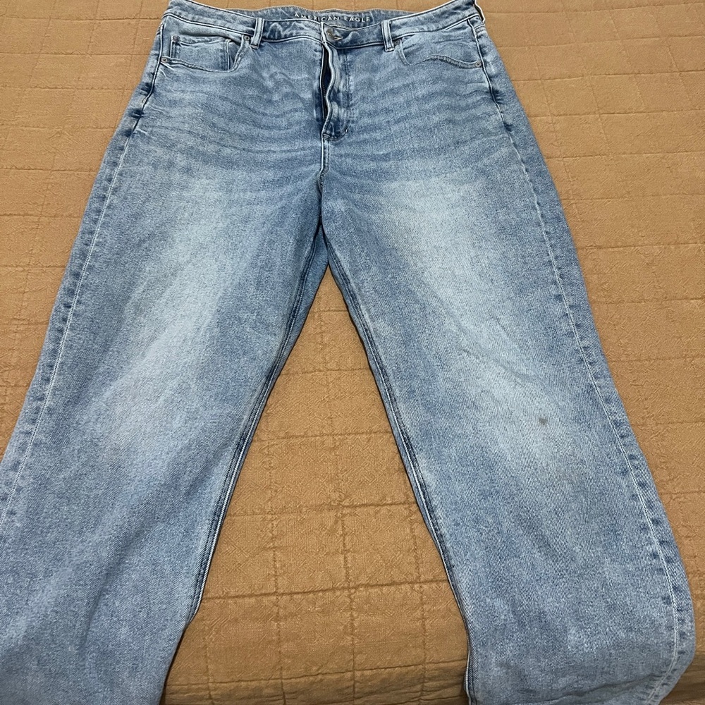 American Eagle mom jeans size 18